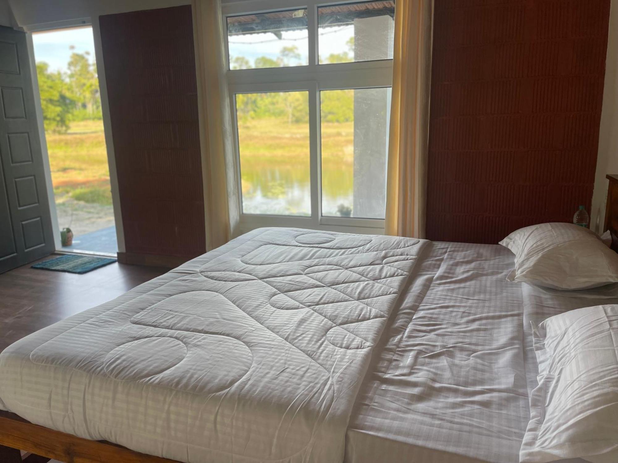 Lake Ripples - Farmstay & Camping Ponnampet エクステリア 写真